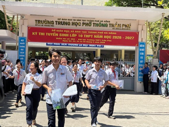Thí sinh Đà Nẵng trong Kỳ thi tuyển sinh vào lớp 10 THPT công lập đại trà năm học 2026-2027. Ảnh: P.T