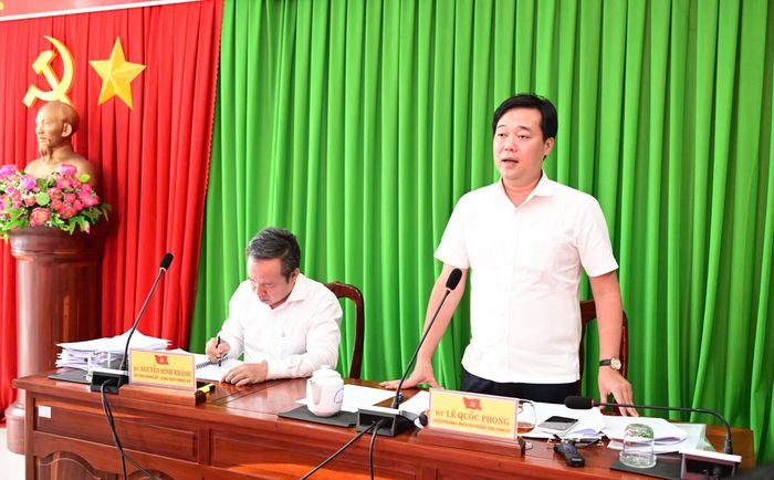  Phó Bí thư Thường trực Thành ủy TPHCM Lê Quốc Phong kết luận buổi làm việc. Ảnh: VĂN MINH 