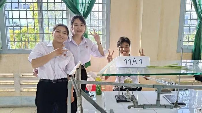 Học sinh Trường THPT Tháp Mười (Đồng Tháp).