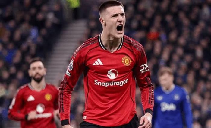 Tuy nhiên, MU đã nói rõ rằng họ không có ý định để Sesko rời Old Trafford ở kỳ chuyển nhượng mùa hè.