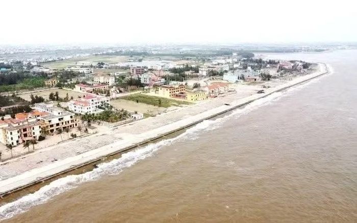 Một góc khu du lịch biển Giao Ninh.