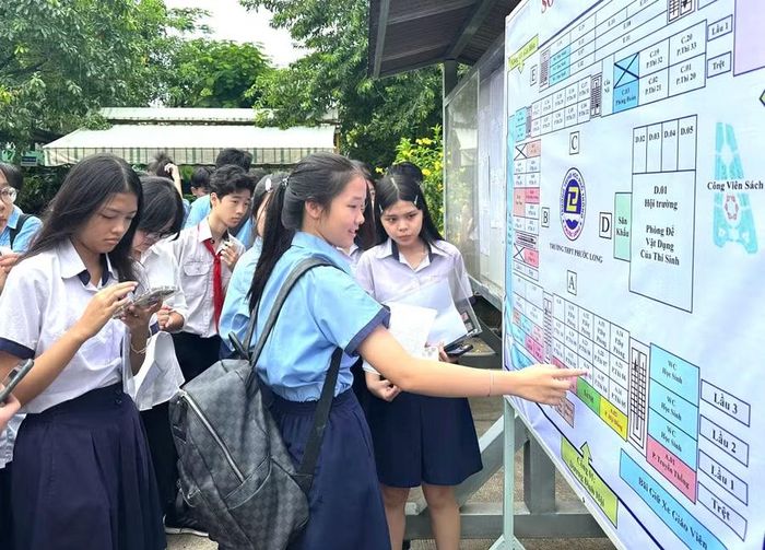 Học sinh TPHCM tham gia kỳ thi tuyển sinh lớp 10 năm 2026.