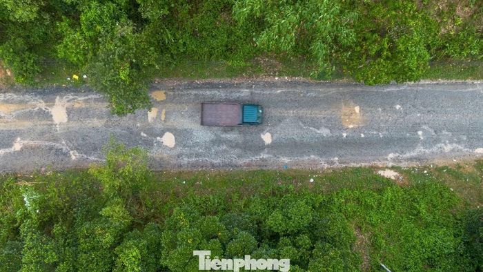 Theo bà Zơ Râm Thị Hai, Bí thư Đảng ủy, Chủ tịch HĐND xã biên giới Đắc Pring, cho biết việc nâng cấp, mở rộng Quốc lộ 14D sẽ tạo động lực thúc đẩy phát triển kinh tế - xã hội khu vực biên giới, giúp người dân thuận lợi hơn trong sản xuất, giao thương hàng hóa, đồng thời bảo đảm an toàn cho con em đi lại. Địa phương kiến nghị thành phố sớm triển khai dự án nâng cấp tuyến quốc lộ này cũng như các tuyến đường liên xã khác trên vùng biên giới.