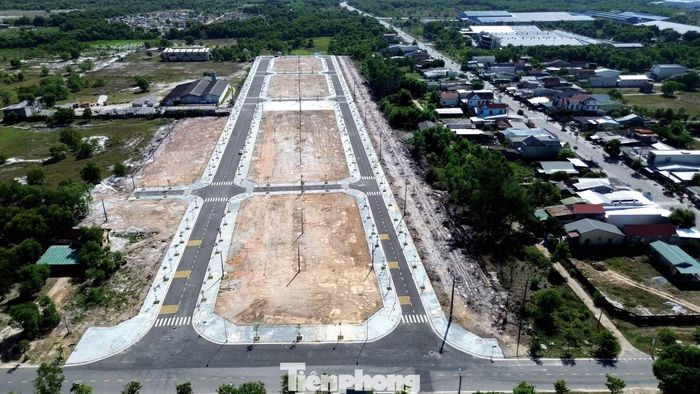  Đại diện chủ đầu tư cho biết đã đề nghị Chi cục Giám định xây dựng (Sở Xây dựng TP. Huế) kiểm tra công tác nghiệm thu công trình theo thẩm quyền. 