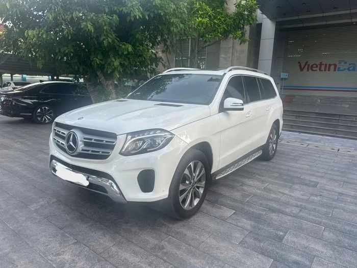 Mercerdes-Benz GLS400 4Matic được rao bán.