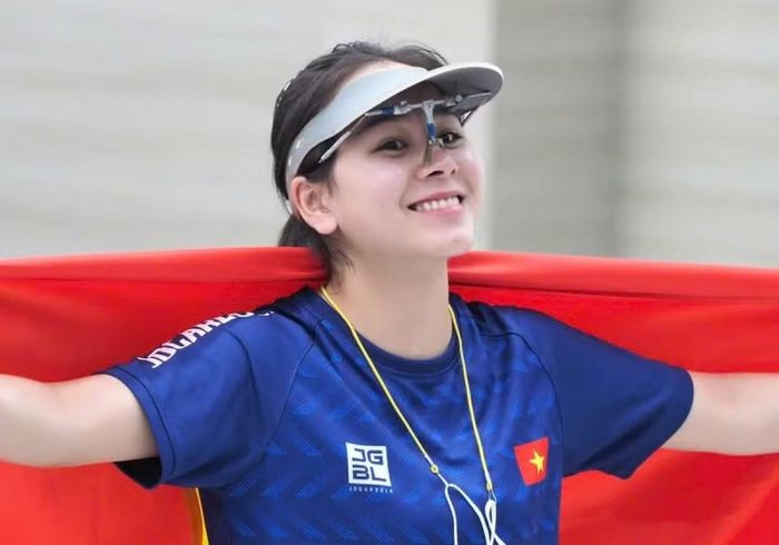 Xạ thủ Trịnh Thu Vinh - Vận động viên Đội Bắn súng Công an nhân dân; Đội tuyển quốc gia Việt Nam; Gương mặt trẻ Việt Nam tiêu biểu năm 2024.