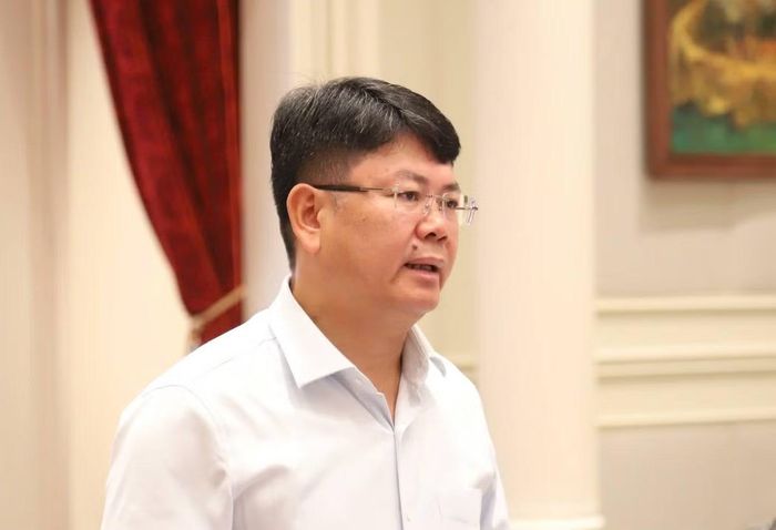  Thứ trưởng Bộ Tư pháp Nguyễn Thanh Tịnh cho biết những nội dung chính của Pháp lệnh Hợp nhất văn bản quy phạm pháp luật. Ảnh: T.T. 