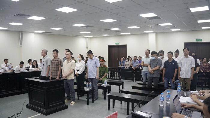 Các bị cáo tại phiên tòa.