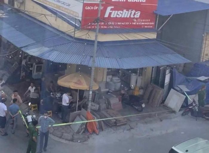 Công an phong tỏa hiện trường vụ việc.