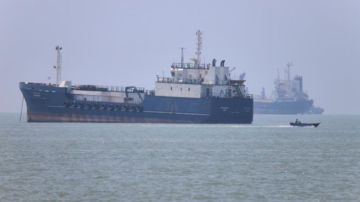 Quang cảnh eo biển Hormuz ở khu vực Bandar Abbas của Iran, ngày 17/6/2026. (Ảnh minh họa: Amirhosein Khorgooi/ AP)