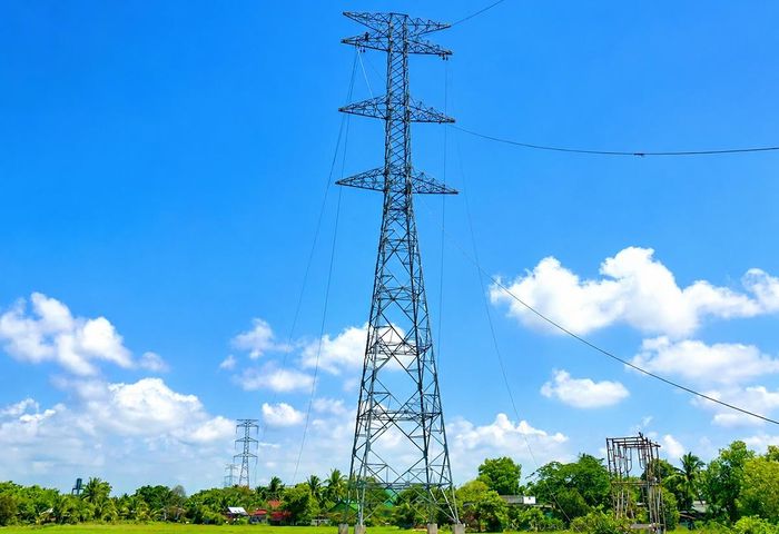 Thi công Dự án đường dây 500kV Đức Hòa - Chơn Thành hiện nay vẫn còn vướng mắc trên địa bàn TP HCM.