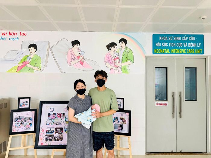 Ngày xuất viện, trẻ đạt tuổi thai hiệu chỉnh 39 tuần, cân nặng tăng trưởng đạt 2.655 gam
