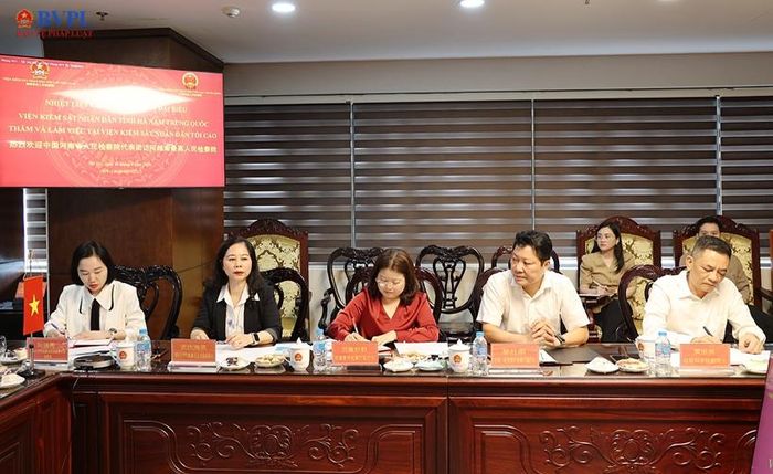  Đại biểu thuộc VKSND tối cao Việt Nam dự buổi Tọa đàm.