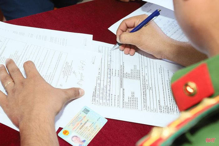 Việc thu thập thông tin đòi hỏi tính chính xác, đảm bảo chặt chẽ, đúng quy trình.