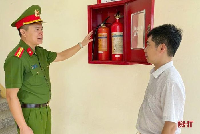Việc cắt giảm 3 thủ tục hành chính trong lĩnh vực PCCC và CNCH góp phần tạo thuận lợi cho người dân, doanh nghiệp. (Ảnh minh họa).