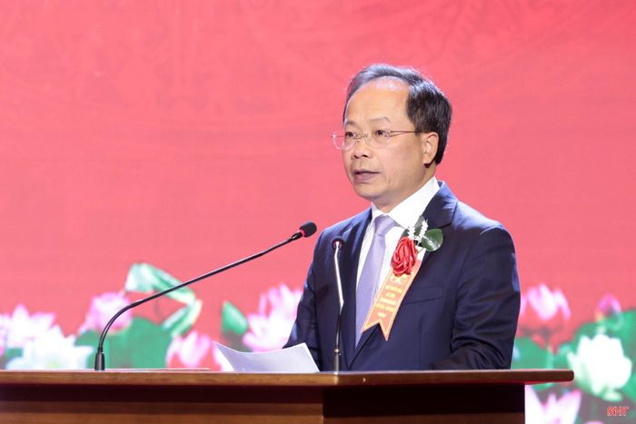 Đồng chí Nguyễn Duy Lâm – Ủy viên Trung ương Đảng, Bí thư Tỉnh ủy, Trưởng đoàn ĐBQH tỉnh phát biểu tại lễ kỷ niệm.