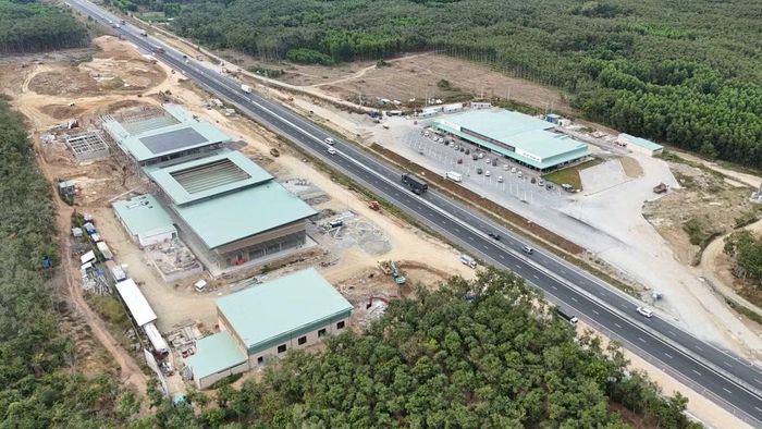 Trạm dừng nghỉ trên tuyến cao tốc Phan Thiết-Dầu Giây. (Ảnh: PV/Vietnam+)