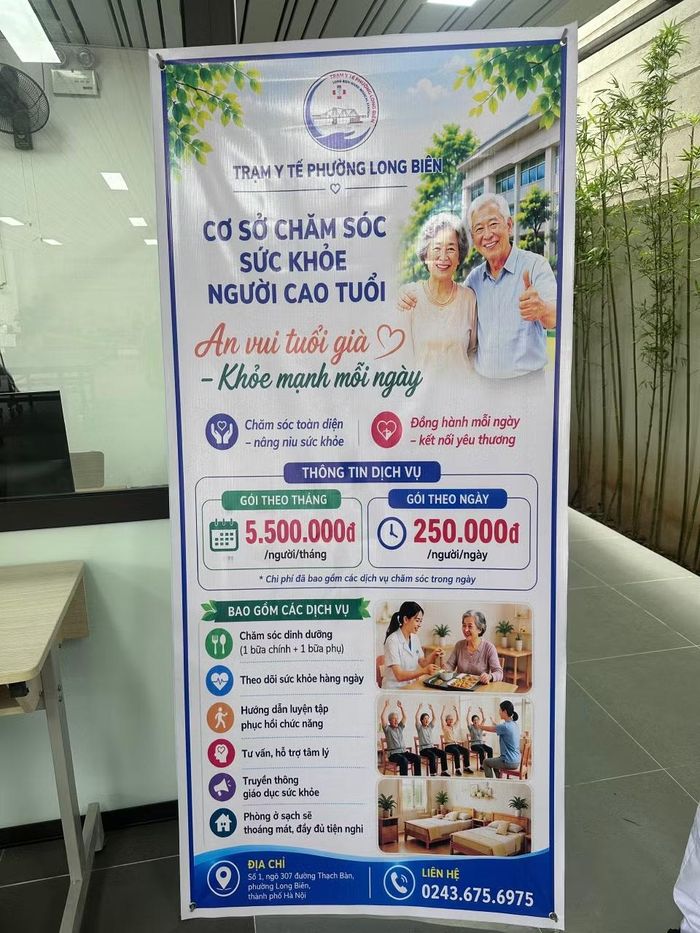 Các dịch vụ được giới thiệu triển khai tại Cơ sở chăm sóc sức khỏe ban ngày cho người cao tuổi phường Long Biên. (Ảnh: Thùy Giang/Vietnam+)