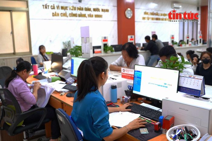 Người hoạt động không chuyên trách tại cơ sở tham gia nhiều công việc gắn với đời sống dân sinh và công tác phục vụ người dân.