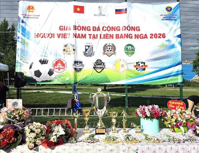 Phông nền sân khấu Lễ khai mạc giải bóng đá cộng đồng người Việt tại Nga 2026.
