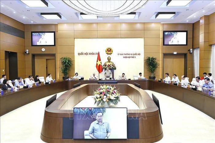 Chủ tịch Quốc hội Trần Thanh Mẫn phát biểu bế mạc phiên họp. Ảnh: Doãn Tấn/TTXVN