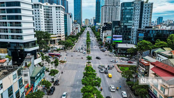 Dự án được khởi công vào tháng 12/2025 là công trình hạ tầng chiến lược, có ý nghĩa quan trọng trong định hướng phát triển không gian đô thị và tổ chức giao thông bền vững của Thủ đô trong giai đoạn mới.