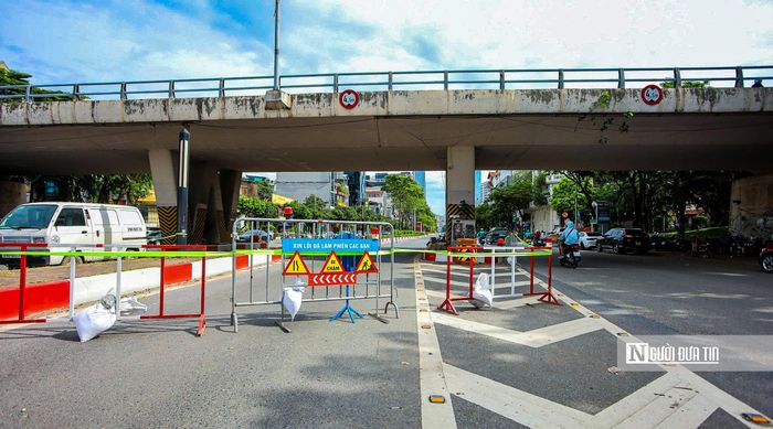 Trước khi rào chắn chính thức, Ban Quản lý đường sắt đô thị Hà Nội (MRB) sẽ phối hợp cùng các đơn vị liên quan tổ chức rào thử và vận hành thử trong 3 ngày để quan trắc, đánh giá, điều chỉnh kịp thời phương án tổ chức giao thông cho phù hợp với thực tế, bảo đảm trật tự, an toàn giao thông trong khu vực.