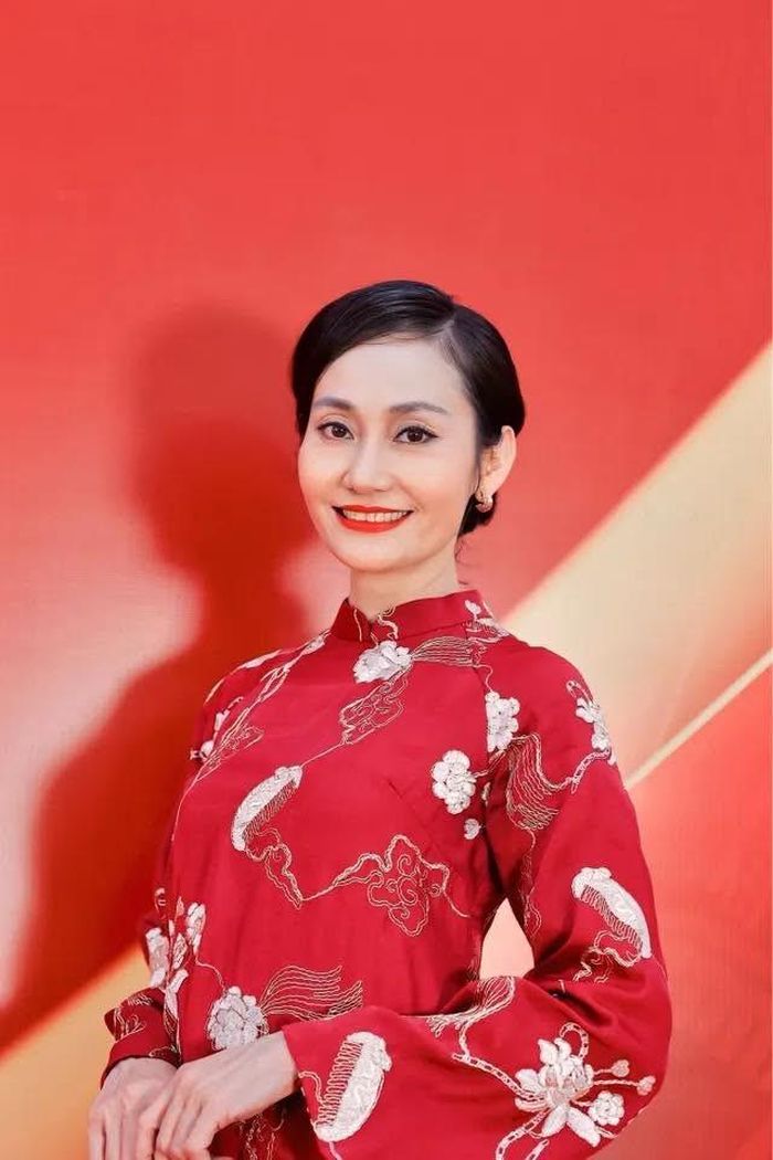 NSƯT Hạnh Thúy lập thành tích chưa từng có với 6 phim vượt mốc trăm tỷ. Ảnh: FBNV