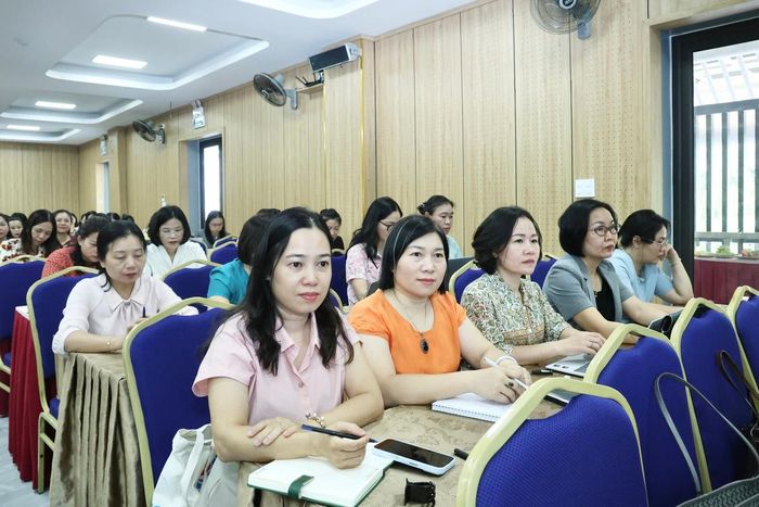 Các đại biểu tham dự Hội nghị