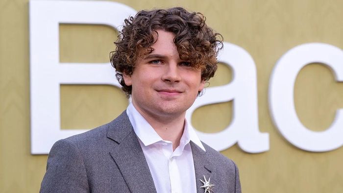 Kane Parsons, 20 tuổi, đạo diễn phim "Backrooms".