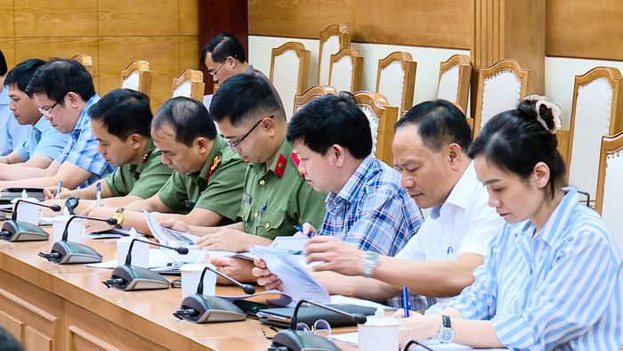 Các đại biểu dự hội nghị.