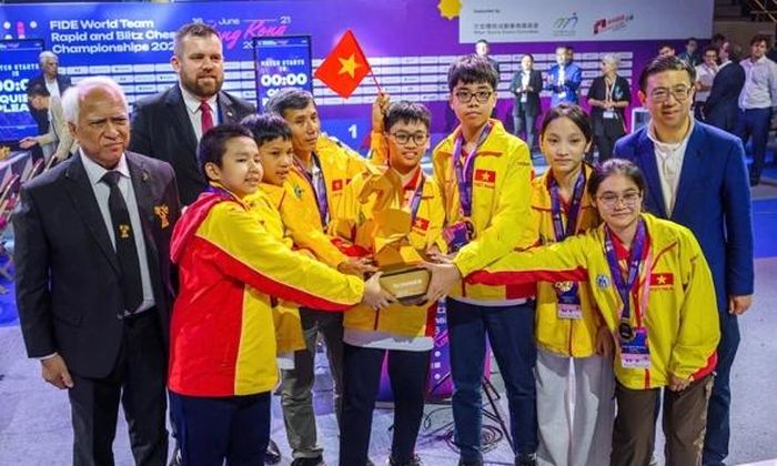 Đội Việt Nam vô địch giải cờ vua FIDE World Team Amateur Rapid Chess Cup 2026.