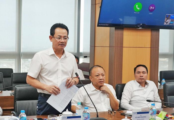 Ông Nguyễn Đức Thiện, Tổng giám đốc Tổng Công ty Điện lực miền Bắc nêu kiến nghị.