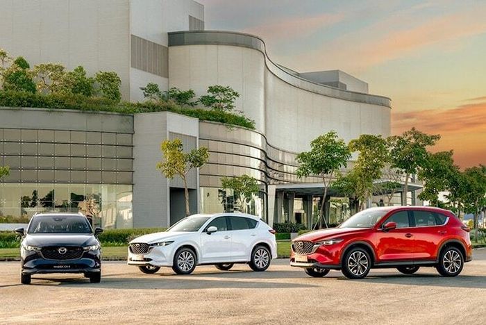 Mazda CX-5 duy trì vị thế dẫn đầu nhờ thiết kế hiện đại và giá bán hợp lý.