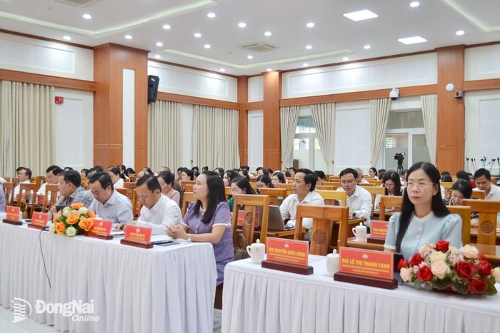 Các đại biểu dự hội nghị tại điểm cầu Hội trường Thành ủy Đồng Nai. Ảnh: Phương Hằng