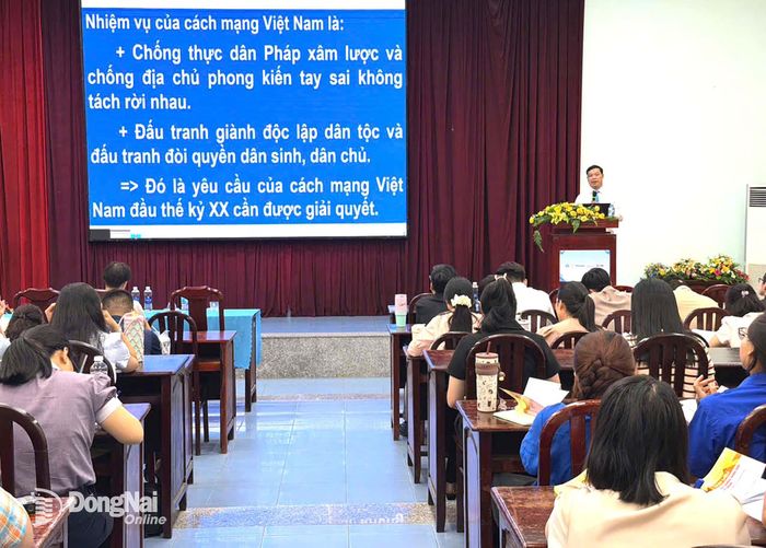 Quang cảnh Lớp bồi dưỡng nhận thức về Đảng khóa IV năm 2026.