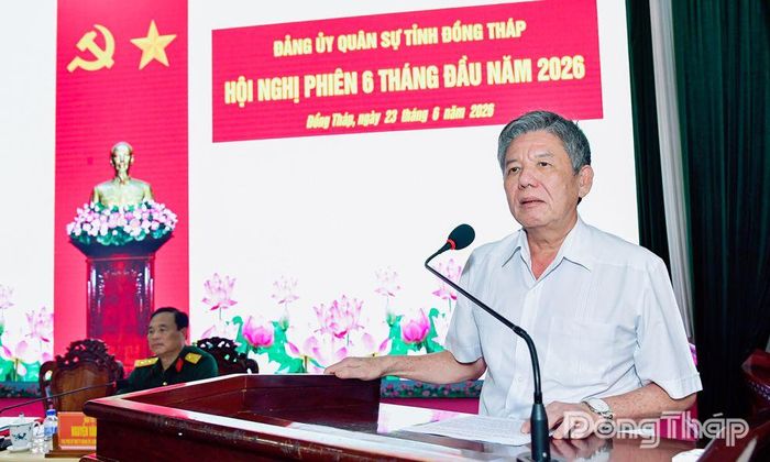 Đồng chí Ngô Chí Cường, Ủy viên Ban Chấp hành Trung ương Đảng, Bí thư Tỉnh ủy, Bí thư Đảng ủy Quân sự tỉnh phát biểu kết luận hội nghị.