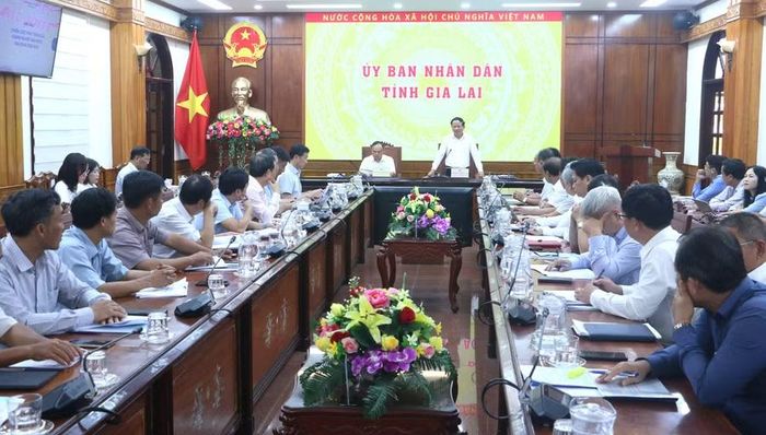  Quang cảnh buổi làm việc. Ảnh: Quang Tấn 