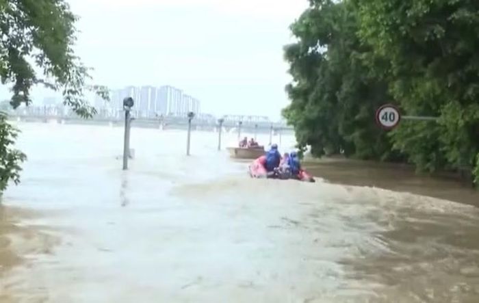 Mưa lớn khiến hơn 9000 người phải sơ tán ở Quý Châu, Trung Quốc. Ảnh chụp màn hình
