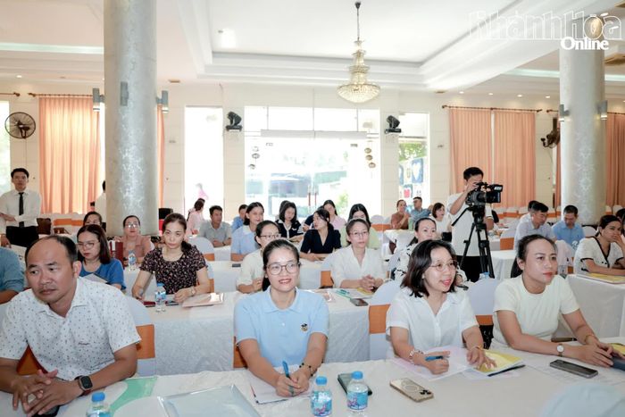 Các học viên tham gia lớp bồi dưỡng.