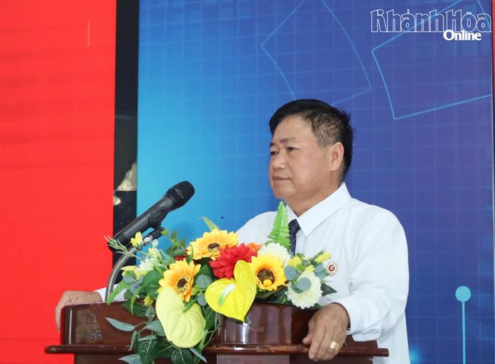 Lãnh đạo Hội Cựu chiến binh tỉnh phát biểu tại hội nghị.