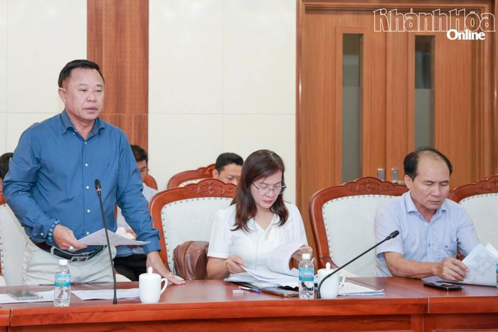 Lãnh đạo Sở Văn hóa, Thể thao và Du lịch báo cáo tiến độ công tác chuẩn bị Ngày hội Văn hóa dân tộc Chăm lần thứ VI.