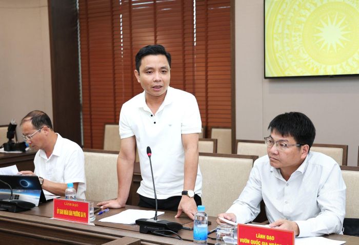 Đại diện lãnh đạo UBND phường Sa Pa phát biểu tại buổi làm việc liên quan đến những vướng mắc trong công tác giải phóng mặt bằng trên địa bàn.