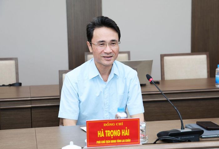 Đồng chí Hà Trọng Hải - Phó Chủ tịch UBND tỉnh Lai Châu phát biểu tại buổi làm việc.
