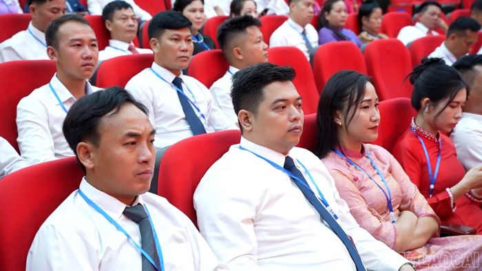 Các đại biểu tham dự đại hội