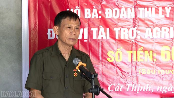 Ông Đồng Quang Hưng - Chủ tịch Hội Hỗ trợ gia đình liệt sĩ tỉnh Lào Cai phát biểu tại buổi lễ.