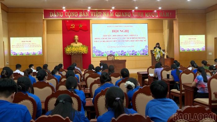 Từ đầu năm đến nay, tỉnh Lào Cai đã tổ chức thành công 52 hội nghị đối thoại trực tiếp giữa người đứng đầu cấp ủy, chính quyền với Nhân dân.
