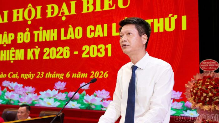 Đồng chí Nguyễn Thế Phước - Phó Bí thư Tỉnh ủy, Chủ tịch Ủy ban MTTQ Việt Nam tỉnh Lào Cai phát biểu tại đại hội.