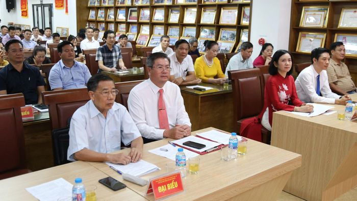Đại biểu tham dự hội nghị.