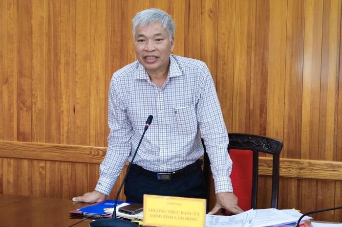 Đại diện lãnh đạo Thường trực Đảng ủy UBND tỉnh Lâm Đồng phát biểu tại buổi làm việc